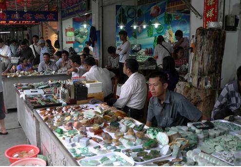 中国有哪些比较有名的翡翠批发市场 你都知道几个