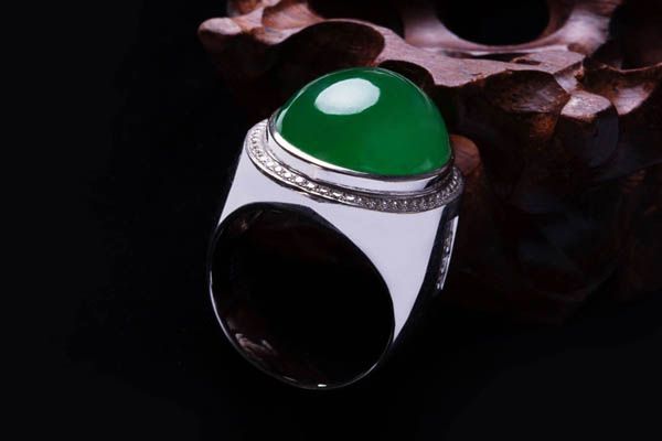 翡翠戒指镶嵌工艺有几种       翡翠戒指镶嵌工艺类型