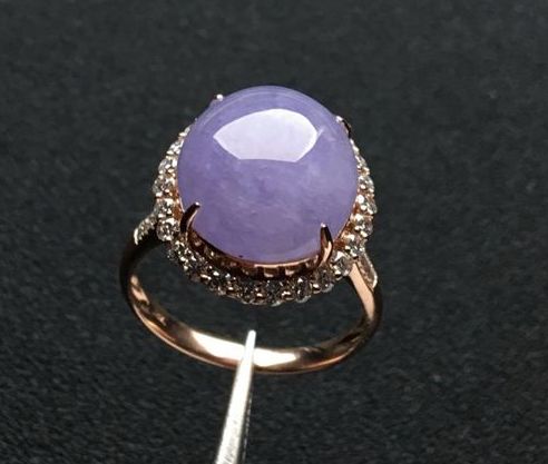 紫罗兰翡翠戒指值多少钱  紫罗兰翡翠戒指价格及图片